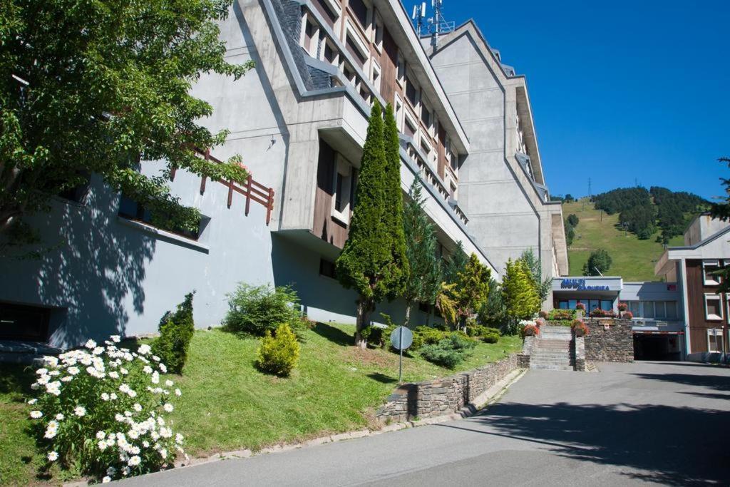 Apartamento Aguilera Διαμέρισμα Naut Aran Εξωτερικό φωτογραφία
